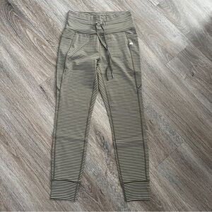 High waisted drawstring striped Yoga leggings with pockets